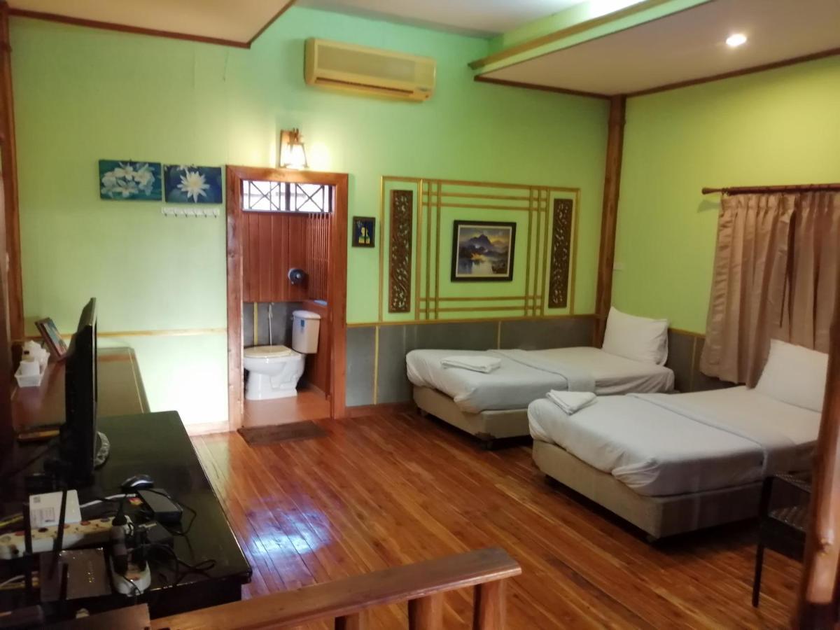 Nang Phraya Resort Phayuha Khirim Extérieur photo